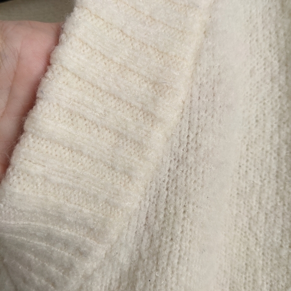 BRAVE Soul London Y2K Oversized Low V Neck Cream Sweater M - Picture 7 of 14